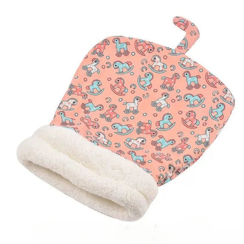Purr-fectly Cozy Cat Sleeping Bag – Where Kitties Nap Like Royalty!