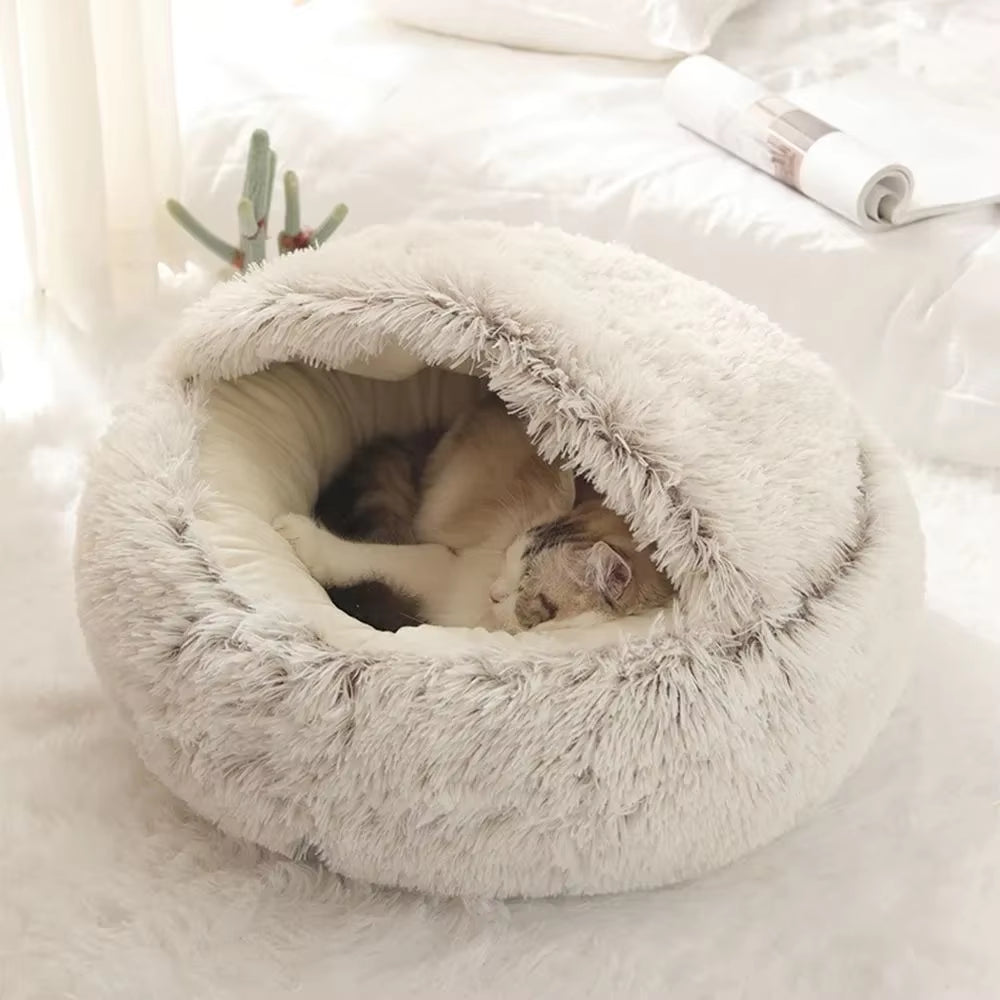 Cozy Plush Pet Bed for Cats and Small Dogs - Perfect for Snuggling and Sleeping