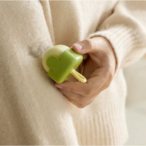 Ultimate Washable Lint Roller - The Must-Have Pet Hair Remover for Cat Lovers' Clothes, Sofas, and Beds!