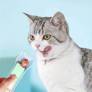 Squeeze Spoon Strip Feeder - The Ultimate Feeding Tool for Lickable Cat Treats!